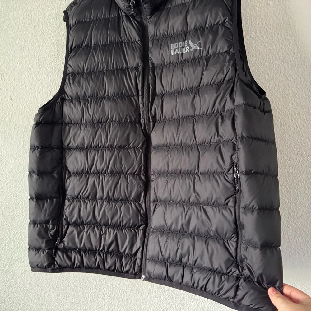 Eddie Bauer CirrusLite Down Puffer Vest NEW Black Outdoor Gorpcore XL Athleisure - Picture 3 of 12